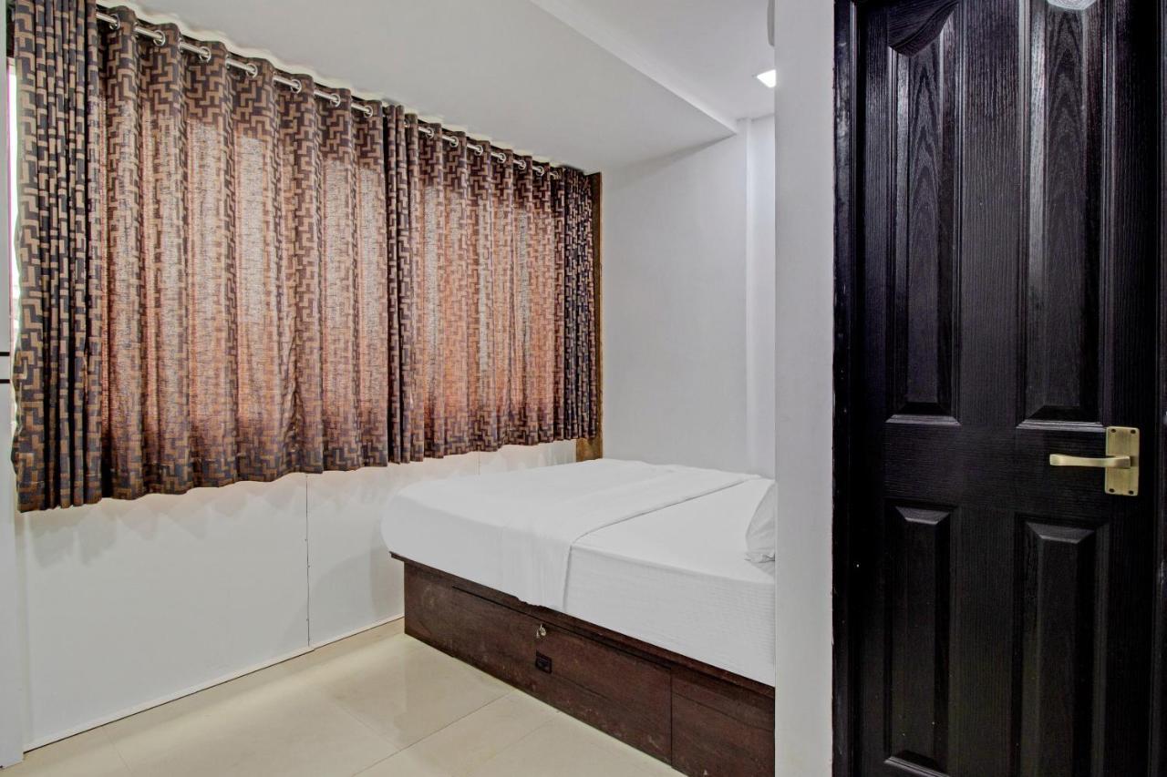 Oyo Flagship 81436 Palace Lodge Mangalore Luaran gambar