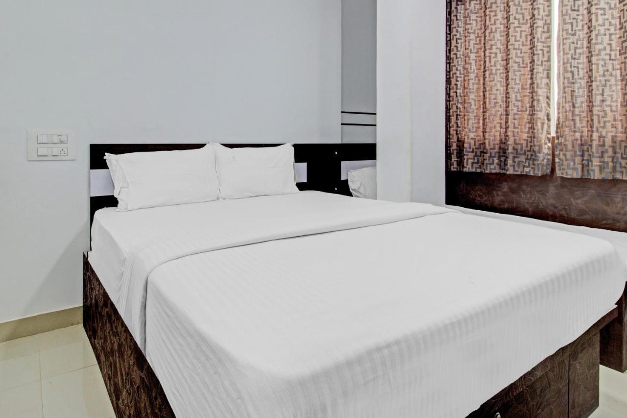 Oyo Flagship 81436 Palace Lodge Mangalore Luaran gambar
