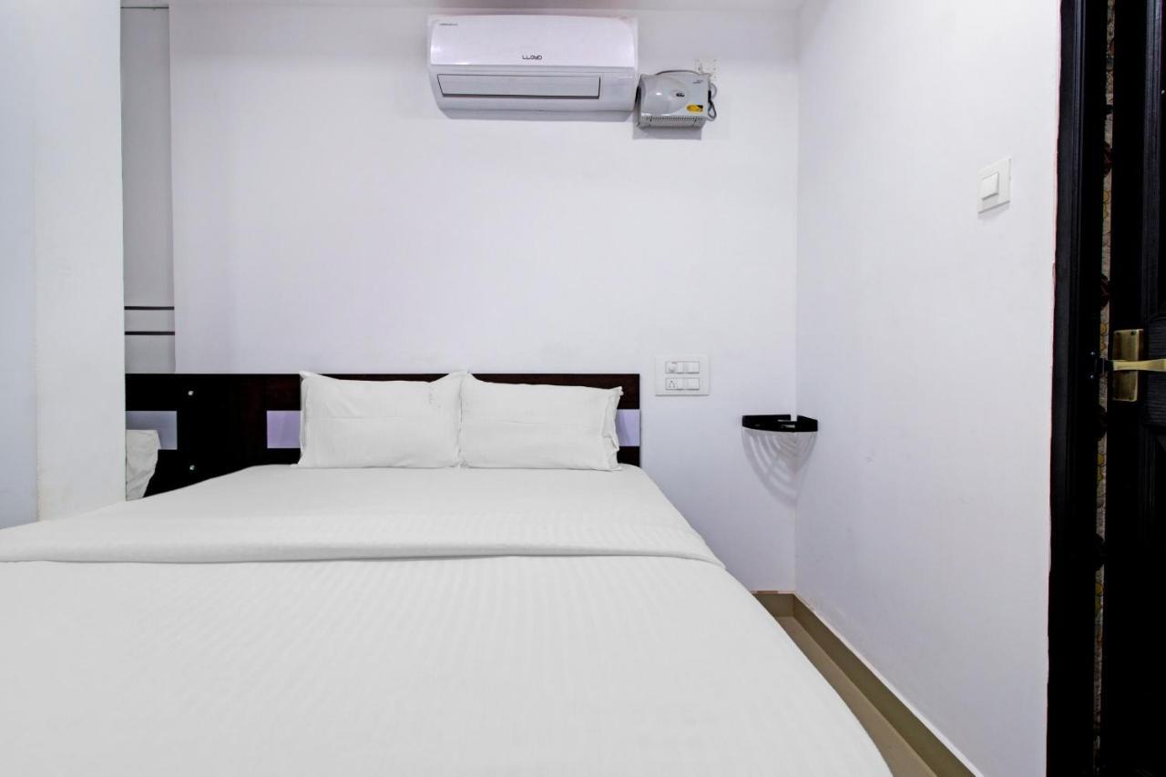 Oyo Flagship 81436 Palace Lodge Mangalore Luaran gambar